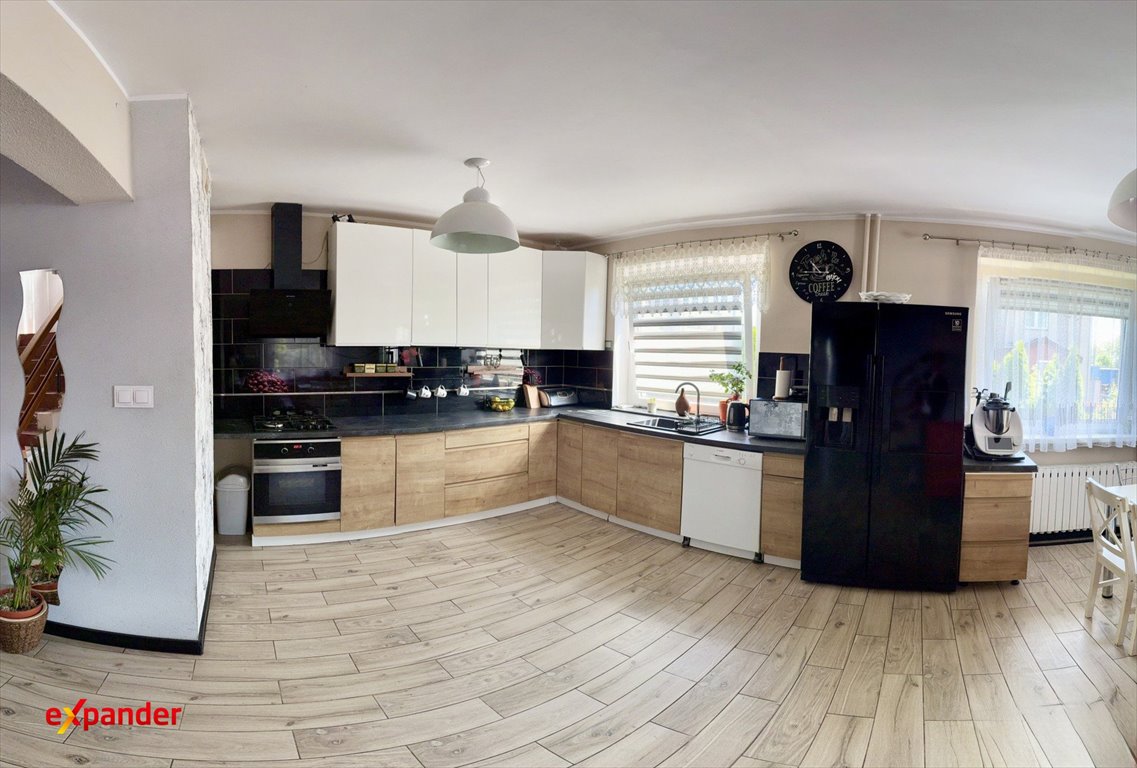 Dom z garażem i balkonami w Wrześni – gotowy do zamieszkania Września, Warmińska  180m2 Foto 1