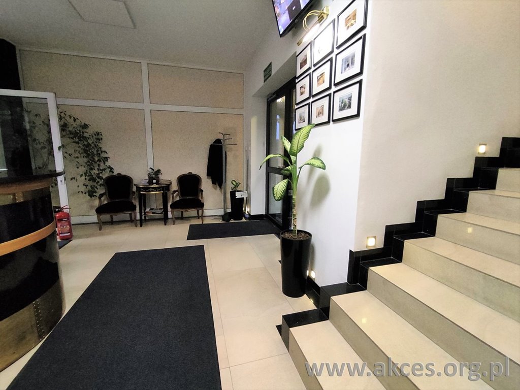 Lokal użytkowy 72 m² z klimatyzacją - parking i nowoczesna infrastruktura Warszawa, Wilanów, Wilanów  72m2 Foto 1