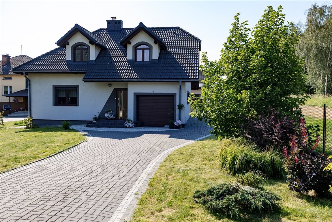 Do sprzedania przestronny dom 206 m² z dużą działką 1,25 ha w Kętach Kęty  206m2 Foto 1