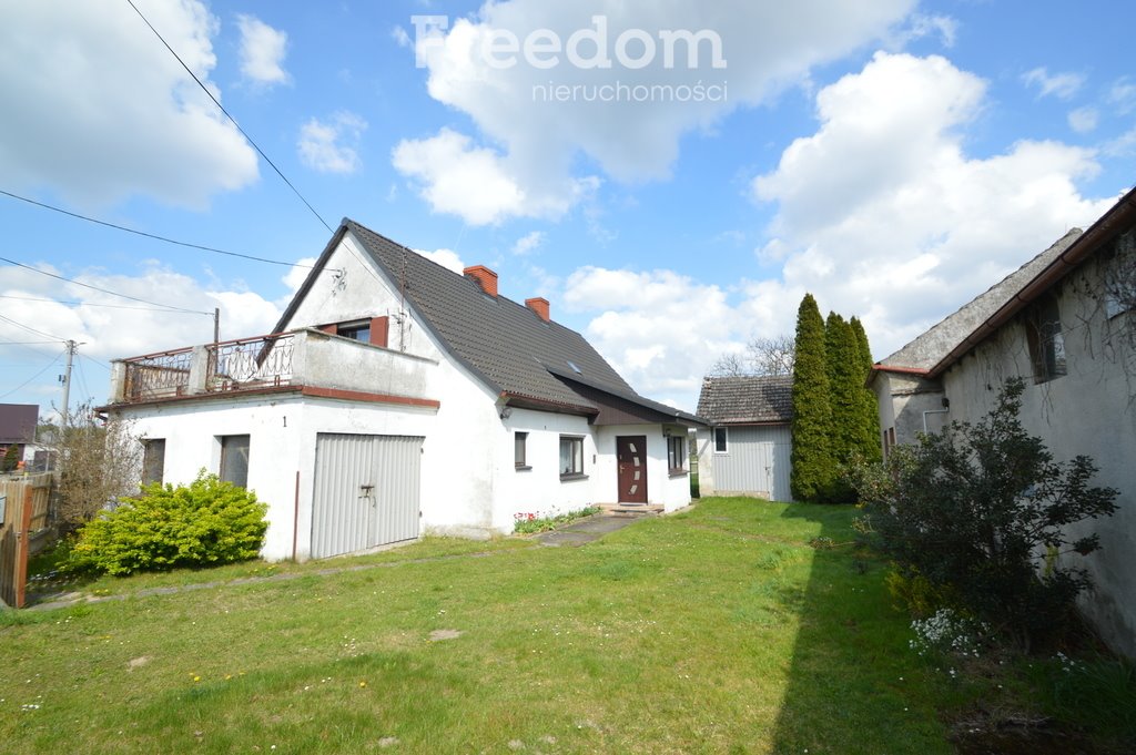 Polecam dom z dużą działką 53 arów, garażami i stodołą Bierdzany  140m2 Foto 1