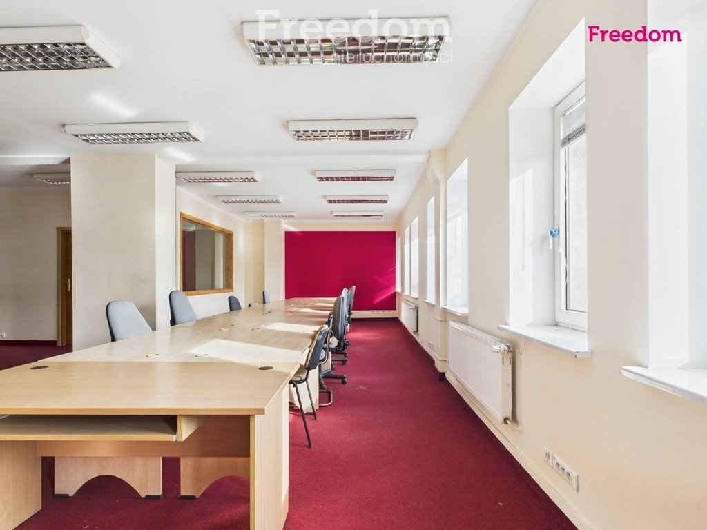 Lokal użytkowy na wynajem Olsztyn, Tracka  200m2 Foto 1