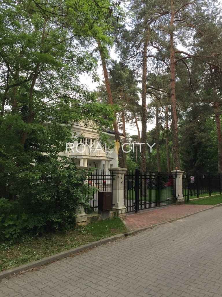 Działka budowlana na sprzedaż Konstancin-Jeziorna 3 354m2 Foto 1 Działka budowlana na sprzedaż Konstancin-Jeziorna 3 354m2 Foto 1