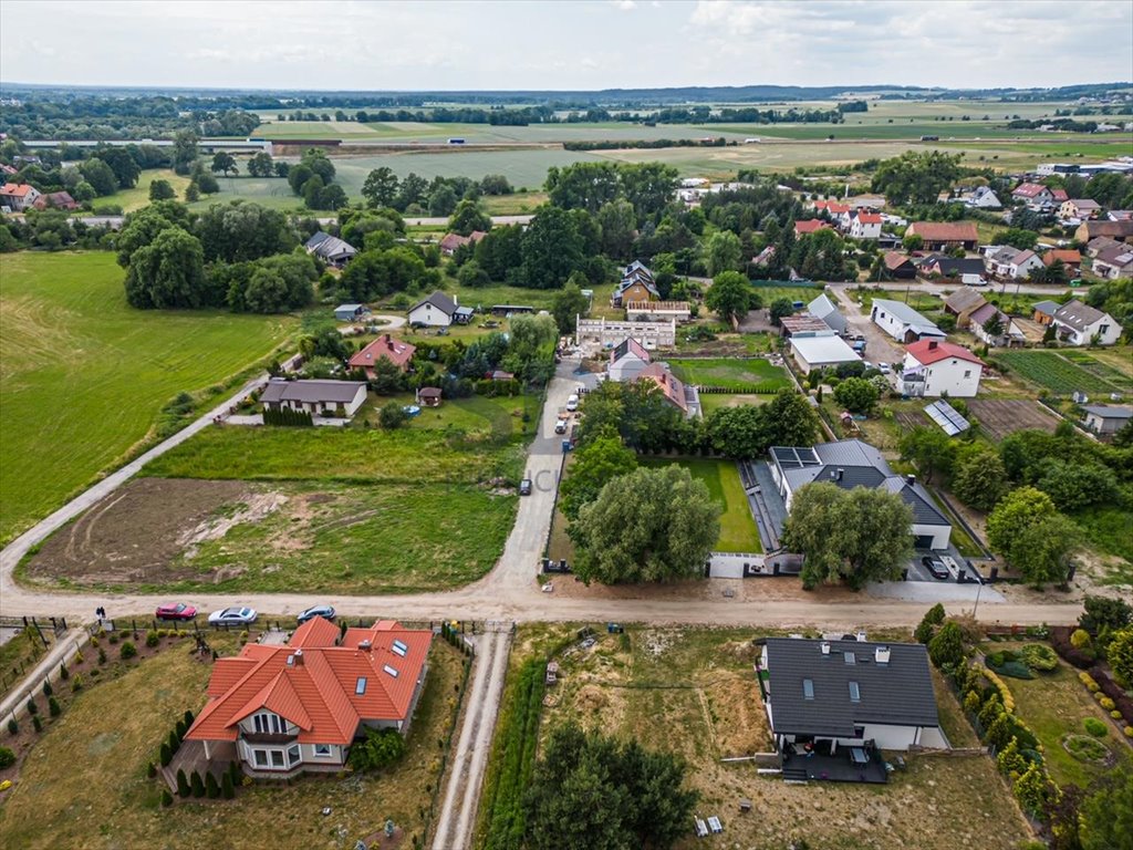 Dom na sprzedaż Wisznia Mała, Kwiatowa  306m2 Foto 6