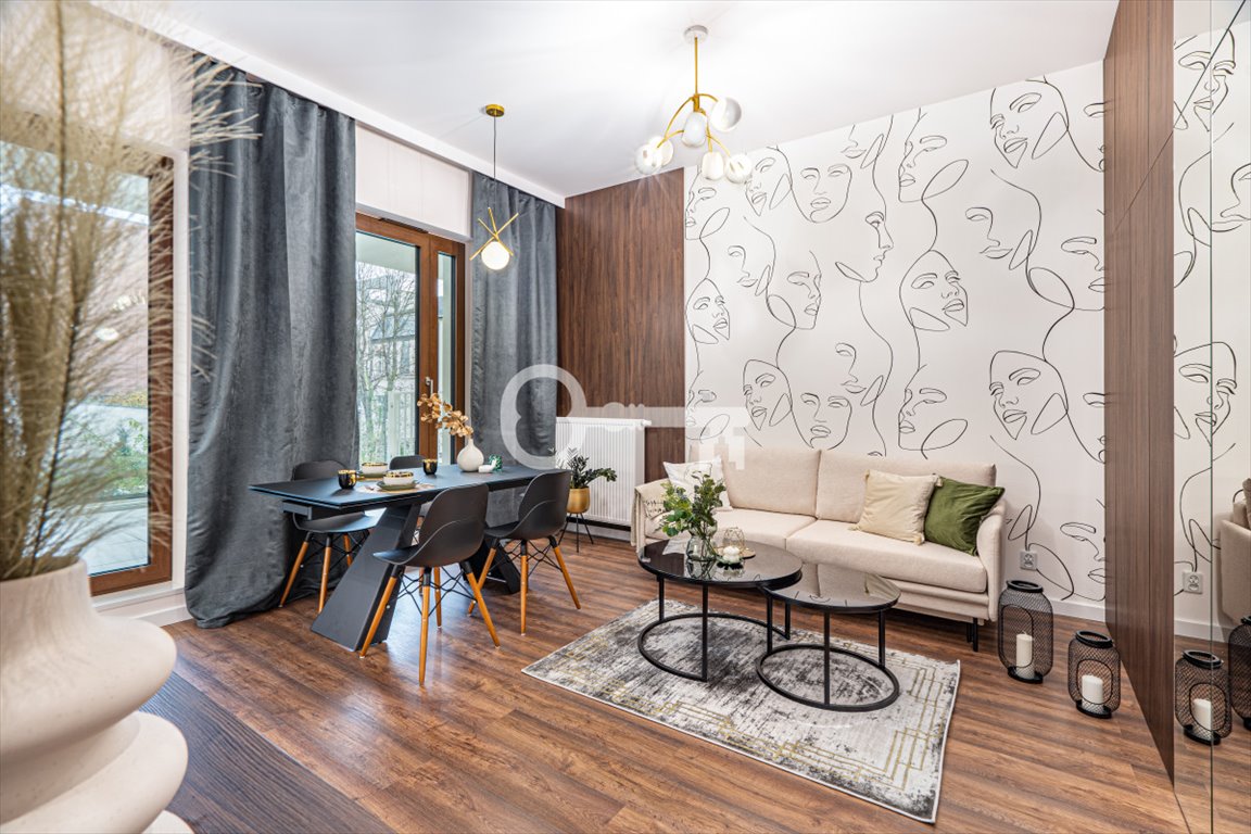 Przestronna kawalerka z balkonem w sercu Łodzi – inwestycja Łódź, Śródmieście, Juliana Tuwima  34m2 Foto 1