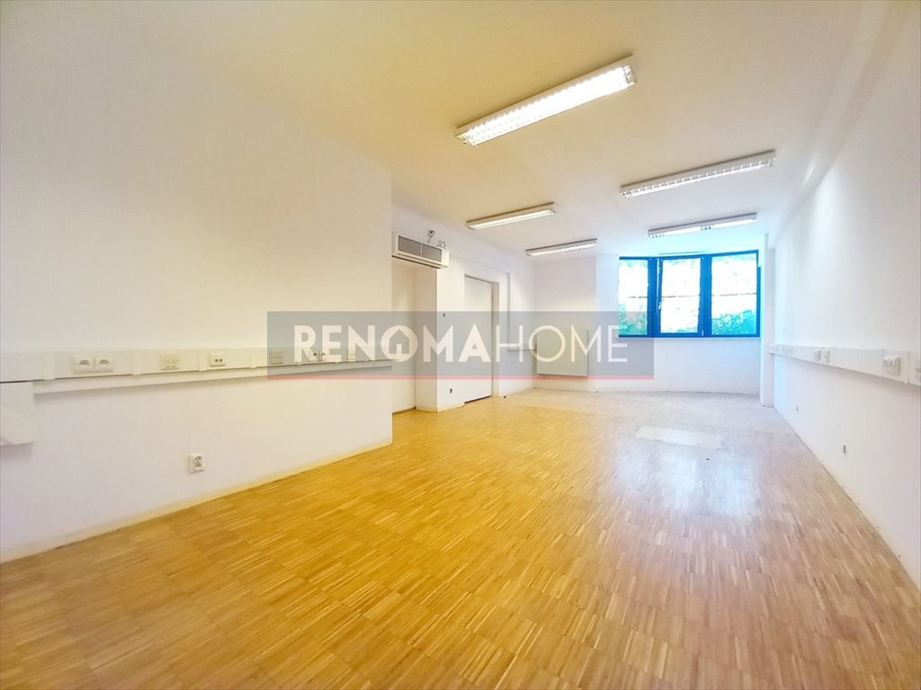 Przestronny lokal biurowy 70 m2, dwa wejścia, ogrzewanie Wrocław, Klecina, Kobierzycka  70m2 Foto 1