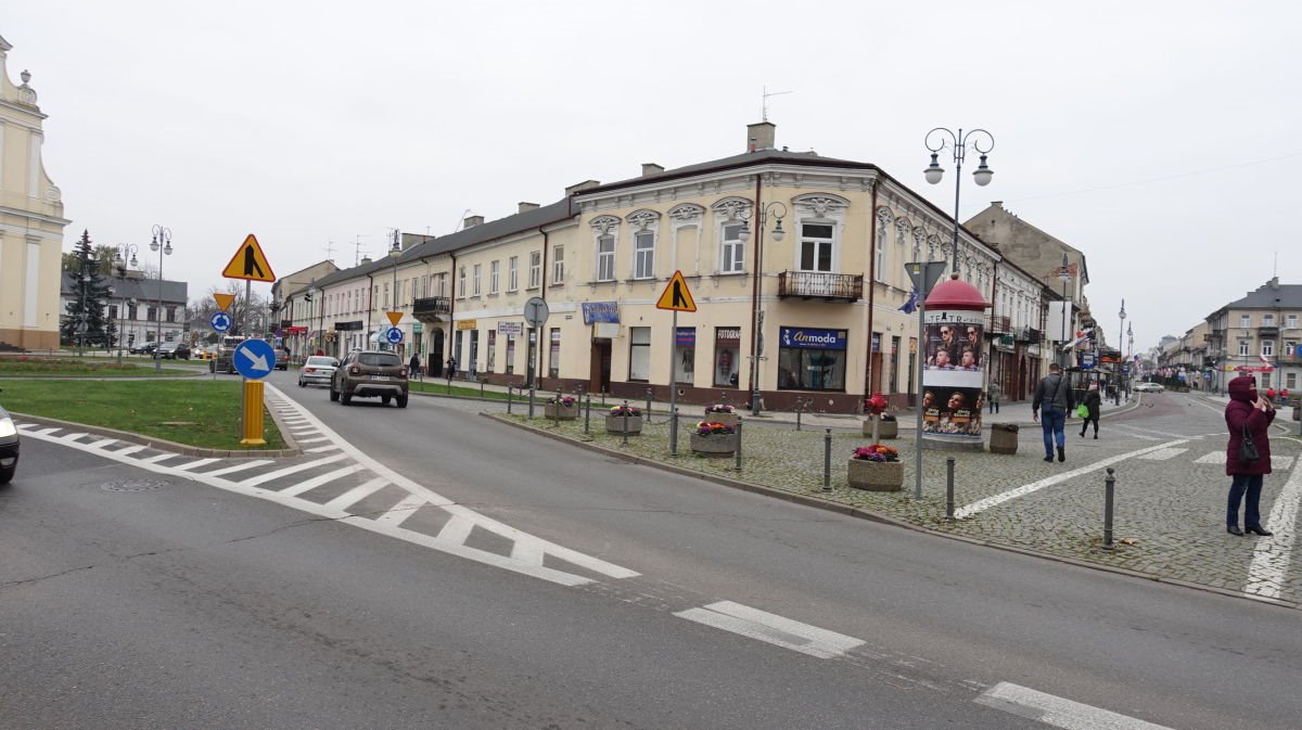 Lokal użytkowy na wynajem Radom, Centrum, Żeromskiego1 / Malczewskiego 2  15m2 Foto 1