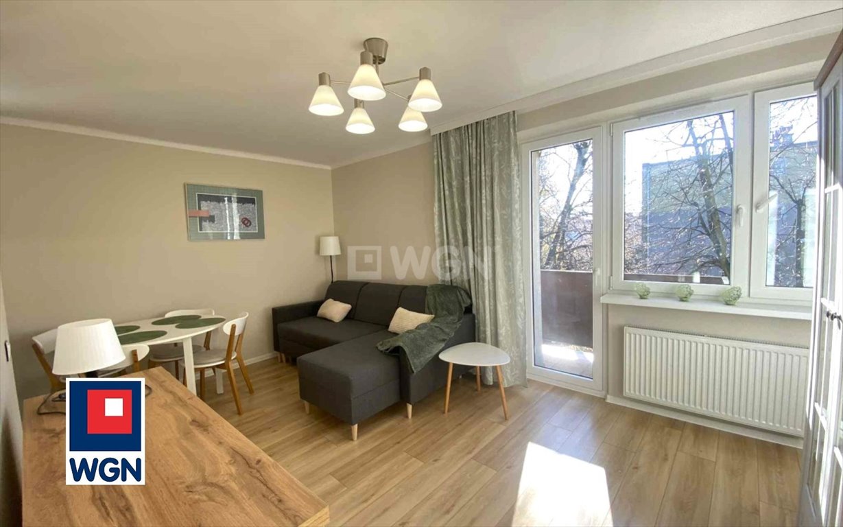 Mieszkanie dwupokojowe na wynajem Częstochowa, Śródmieście, Partyzantów  38m2 Foto 1