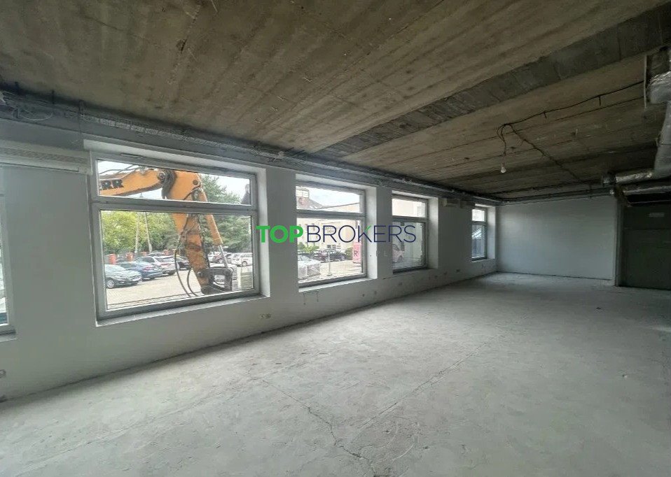 Lokal użytkowy 888 m2 z windą, duże witryny, podział Warszawa, Praga-Południe Gocławek  888m2 Foto 1