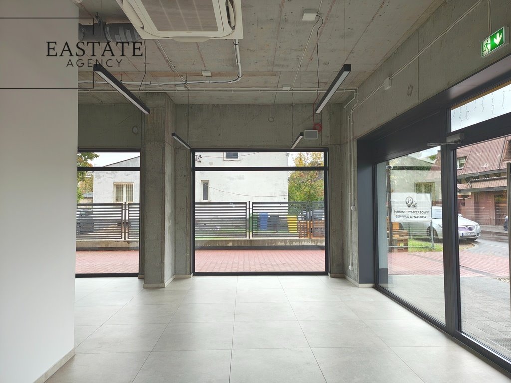 Polecam lokal użytkowy 60,41 m² z dużym potencjałem w Warszawie Warszawa, Praga-Południe  60m2 Foto 1