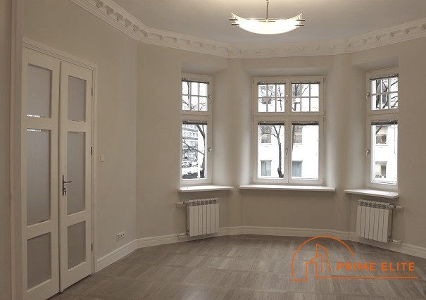 Na wynajem przestronne 165 m² w kamienicy z klimatyzacją Warszawa, Śródmieście, Wspólna  165m2 Foto 1