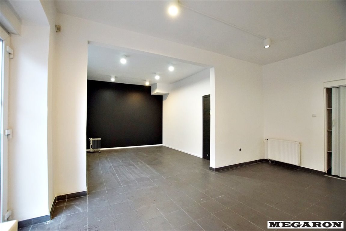 Wyjątkowy lokal 85 m² w centrum Częstochowy z dwoma wejściami Częstochowa  85m2 Foto 1