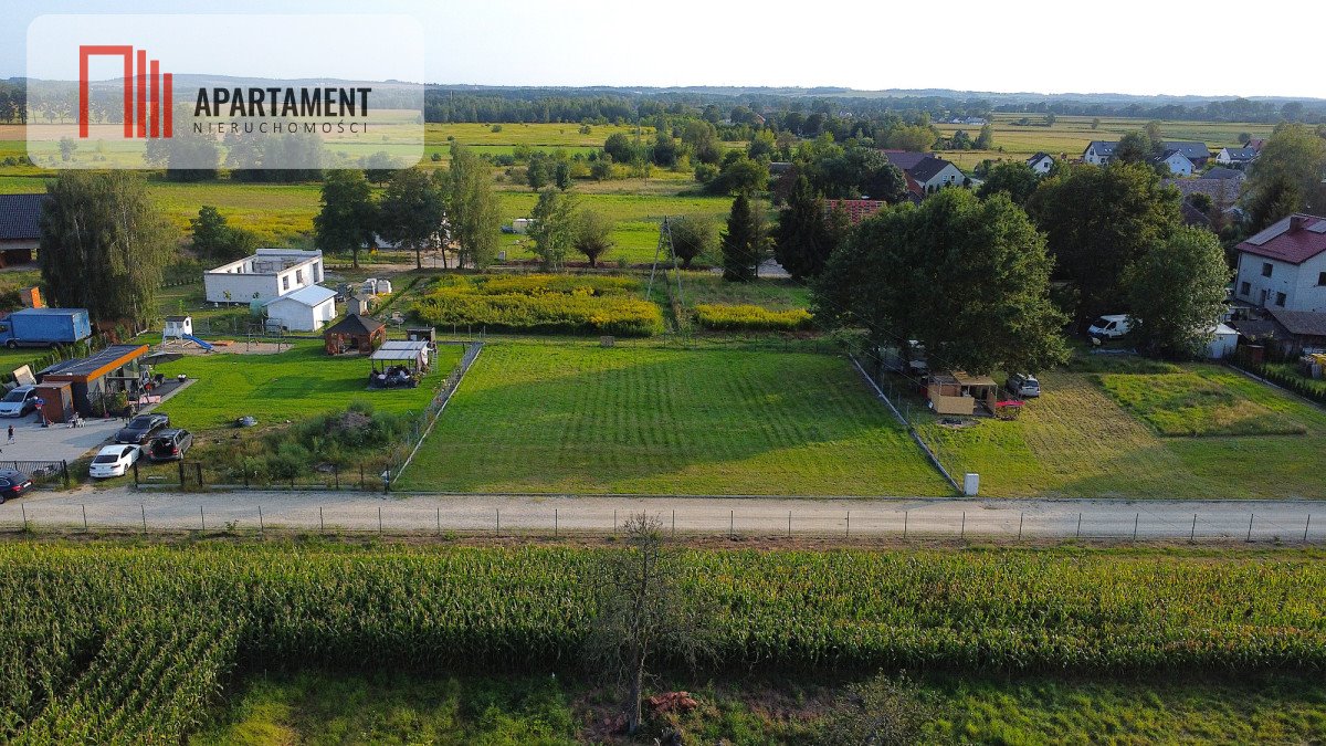 Działka budowlana 1166 m2 z mediami, Komorowo Komorowo  1 162m2 Foto 1