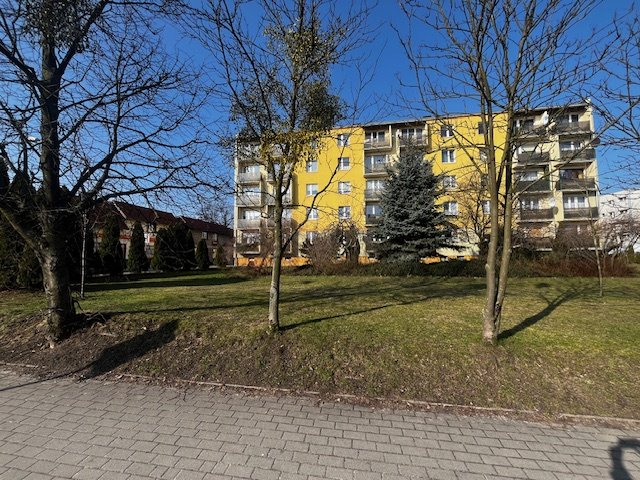 Mieszkanie trzypokojowe na sprzedaż Chojnice, Plac Piastowski  65m2 Foto 2