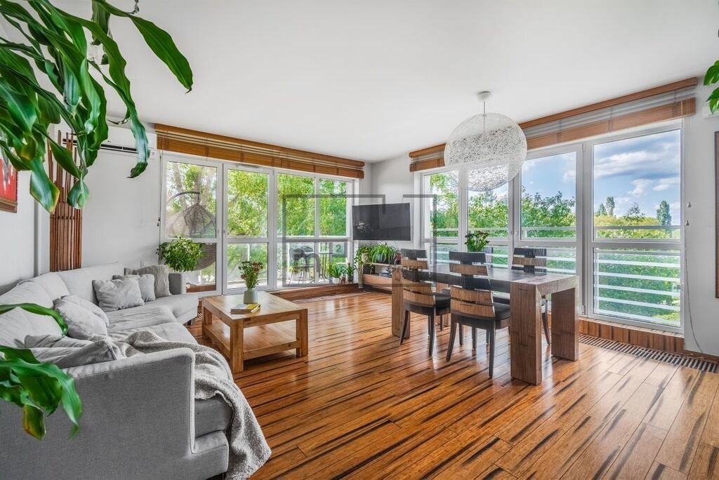 Mieszkanie czteropokojowe  na wynajem Warszawa, Wola, Wolska  128m2 Foto 1