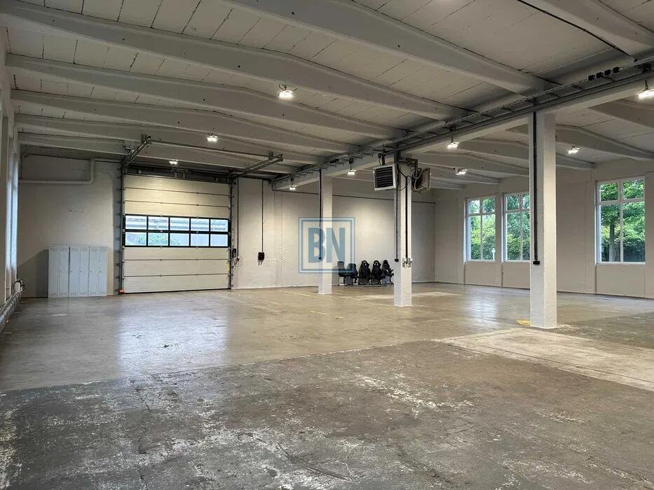 Hala przemysłowa 538 m² z biurem i placem (Oświęcim) Oświęcim  538m2 Foto 1