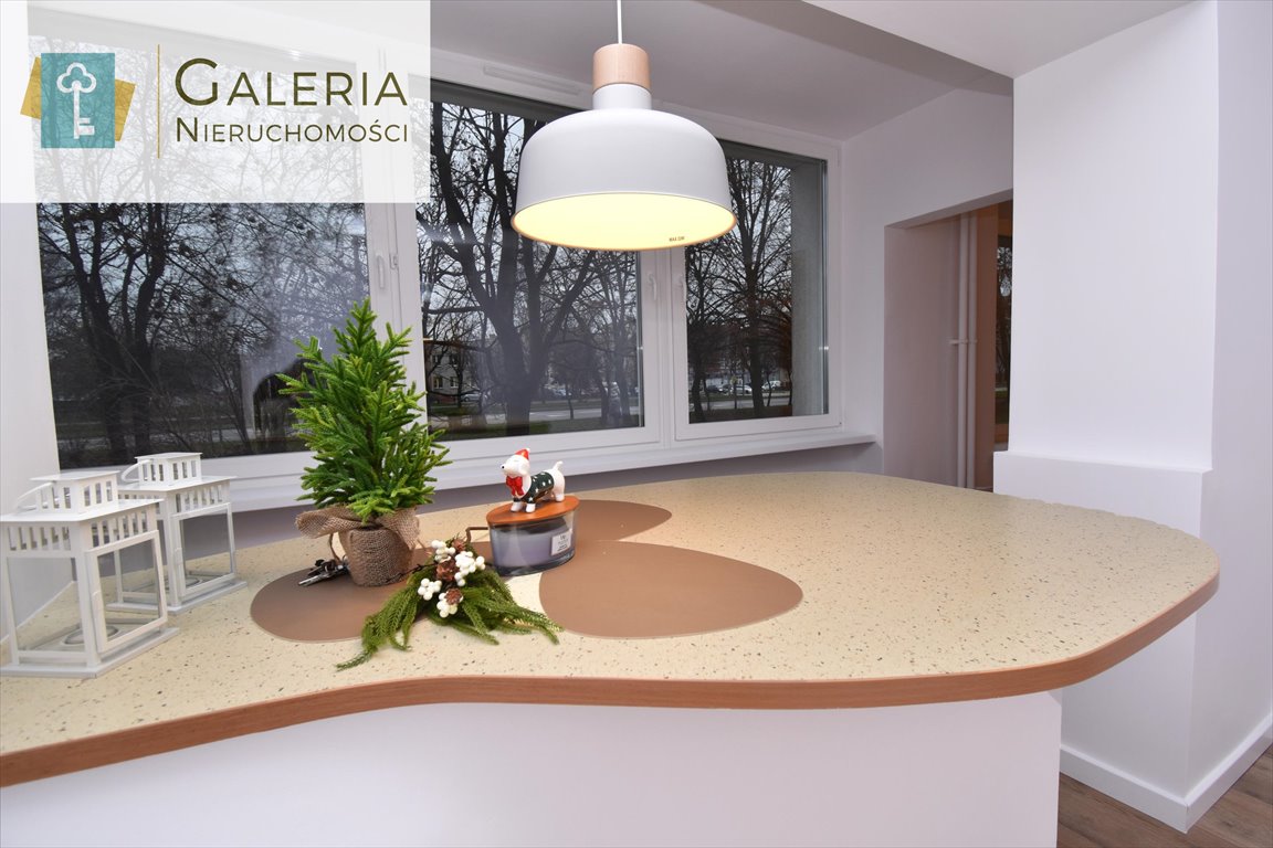 Przestronna, nowoczesna kawalerka z balkonem, gotowa do wprowadzenia Elbląg, Tysiąclecia  40m2 Foto 1