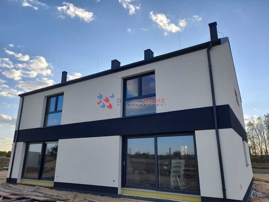 Nowoczesny dom 99 m2 z pompą ciepła i garażem Laszczki  99m2 Foto 1