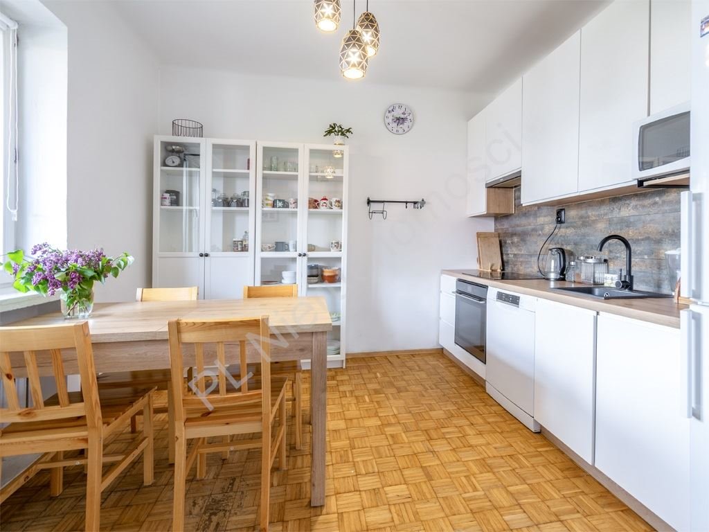Polecam dom 220 m² z potencjałem inwestycyjnym w Raszynie Raszyn  220m2 Foto 1