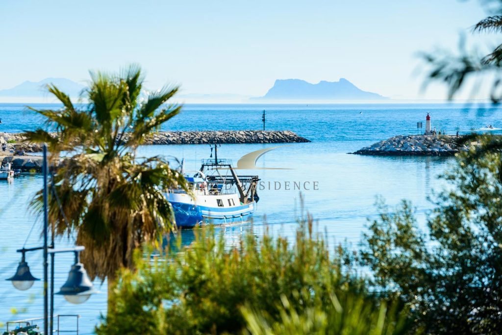 Mieszkanie trzypokojowe na sprzedaż Hiszpania, Estepona, Estepona  137m2 Foto 8