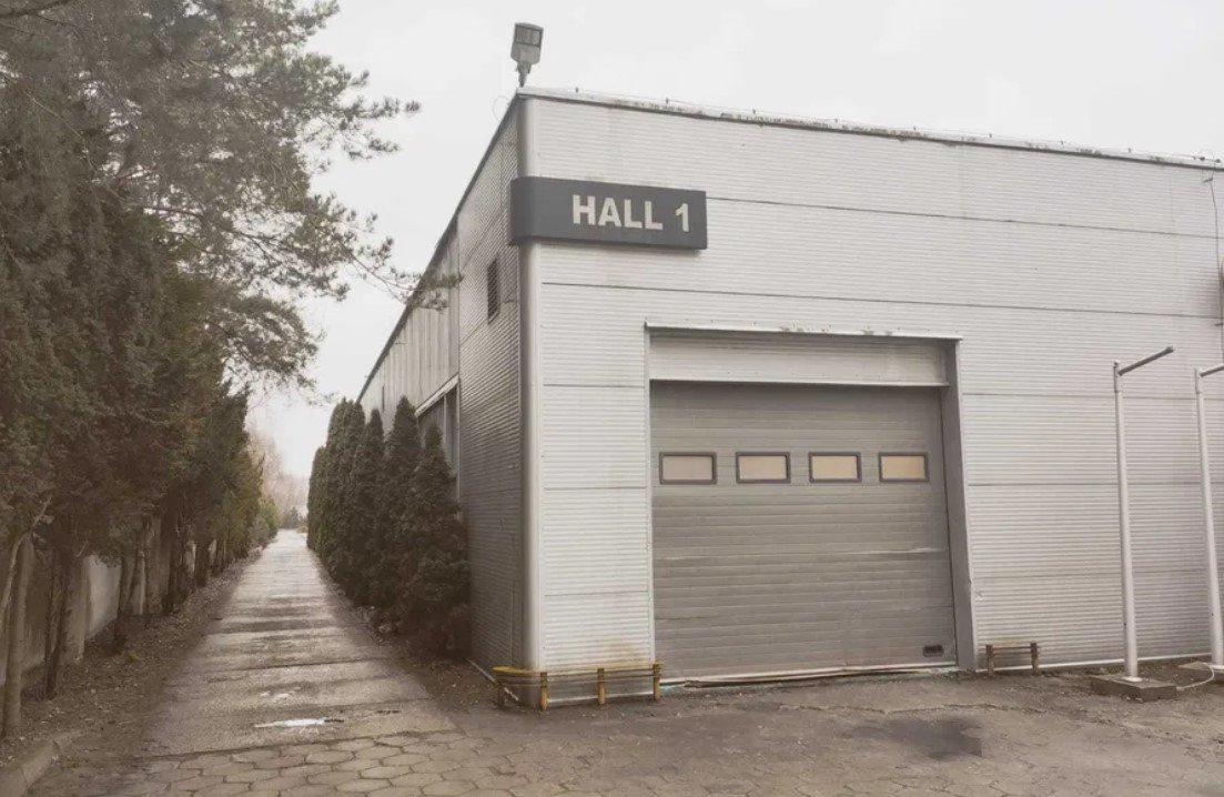 Hala produkcyjno-magazynowa 820 m² z biurem i parkingiem wołomiński  820m2 Foto 1