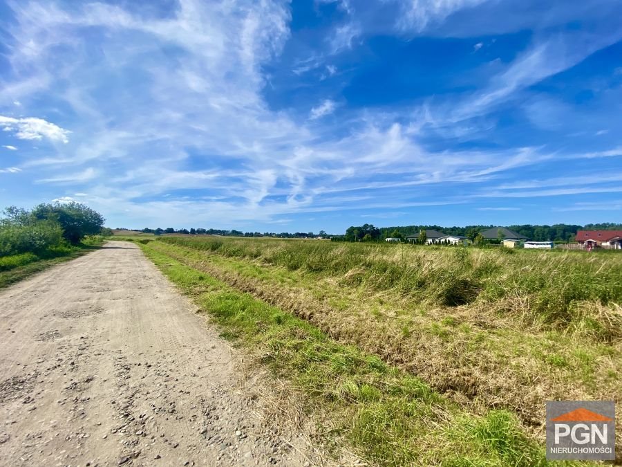 Działka rolna 3399 m² w Lewicach – klasa ziemi III TRZEBIATÓW OKOLICA  3 399m2 Foto 1