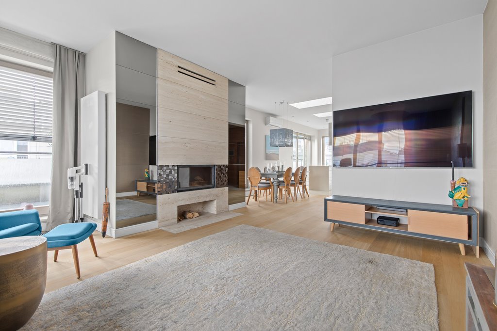 Na wynajem luksusowy penthouse 140 m² z tarasem 180 m² w Warszawie Warszawa, Ochota, Figiel  140m2 Foto 1