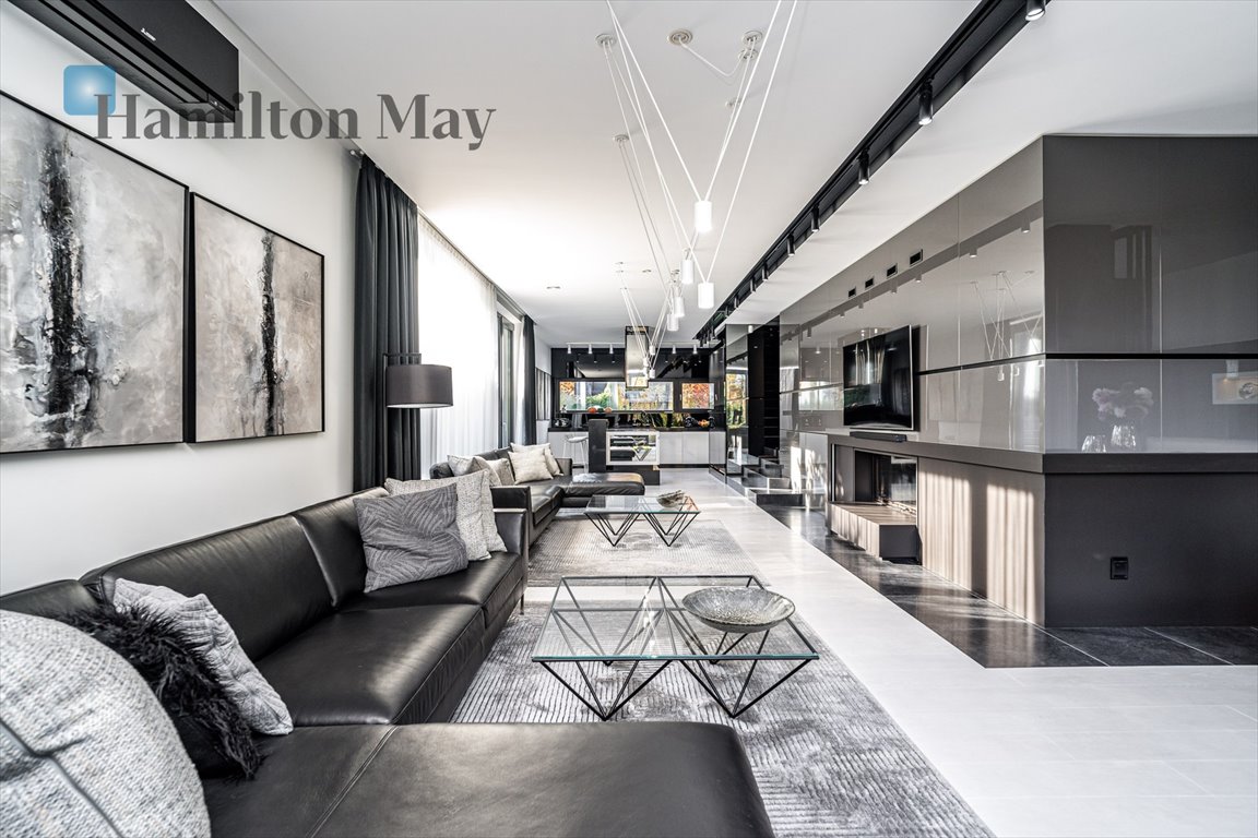 Polecam luksusowy dom 364 m² z ogrodem w Rącznej krakowski, Rączna  364m2 Foto 1