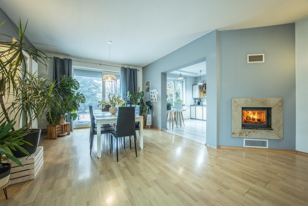 Urokliwy dom z ogrodem, garażem i tarasem w Zgierzu Zgierz, Szczawińska  80m2 Foto 1