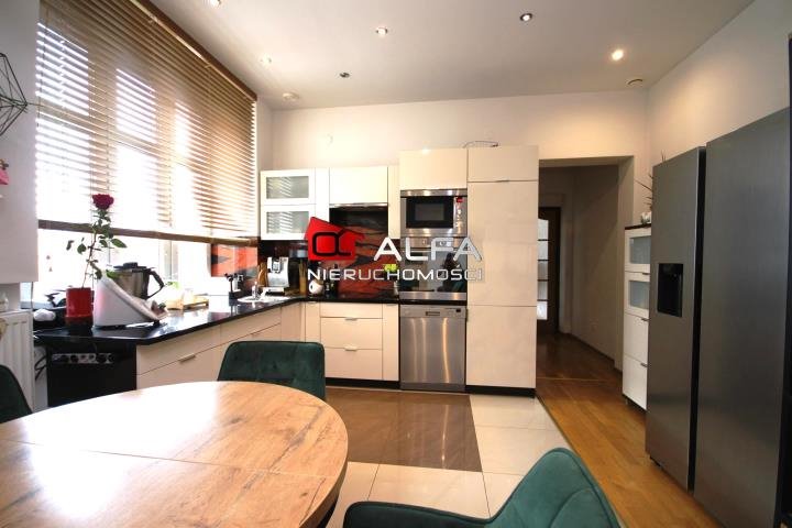 Mieszkanie czteropokojowe  na sprzedaż Świdnica  91m2 Foto 1