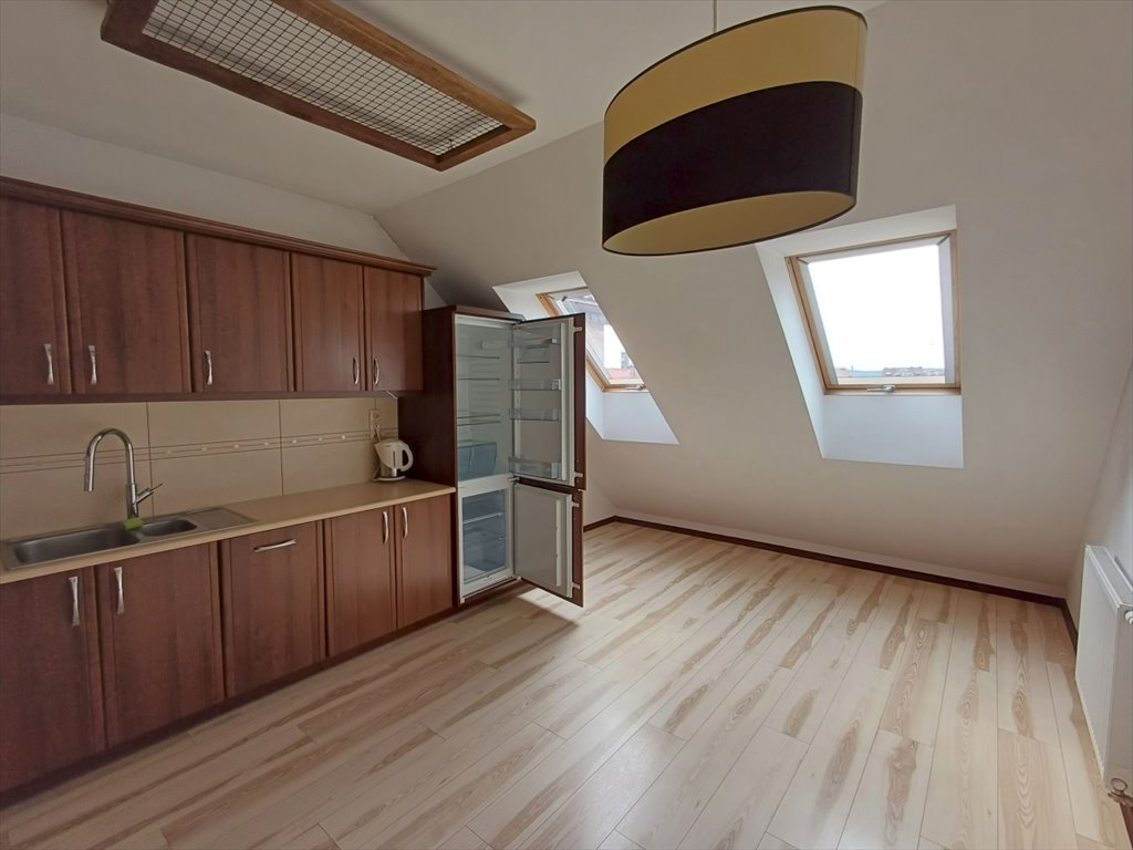 Mieszkanie dwupokojowe na sprzedaż Lębork, Lębork, Różyckiego  75m2 Foto 1