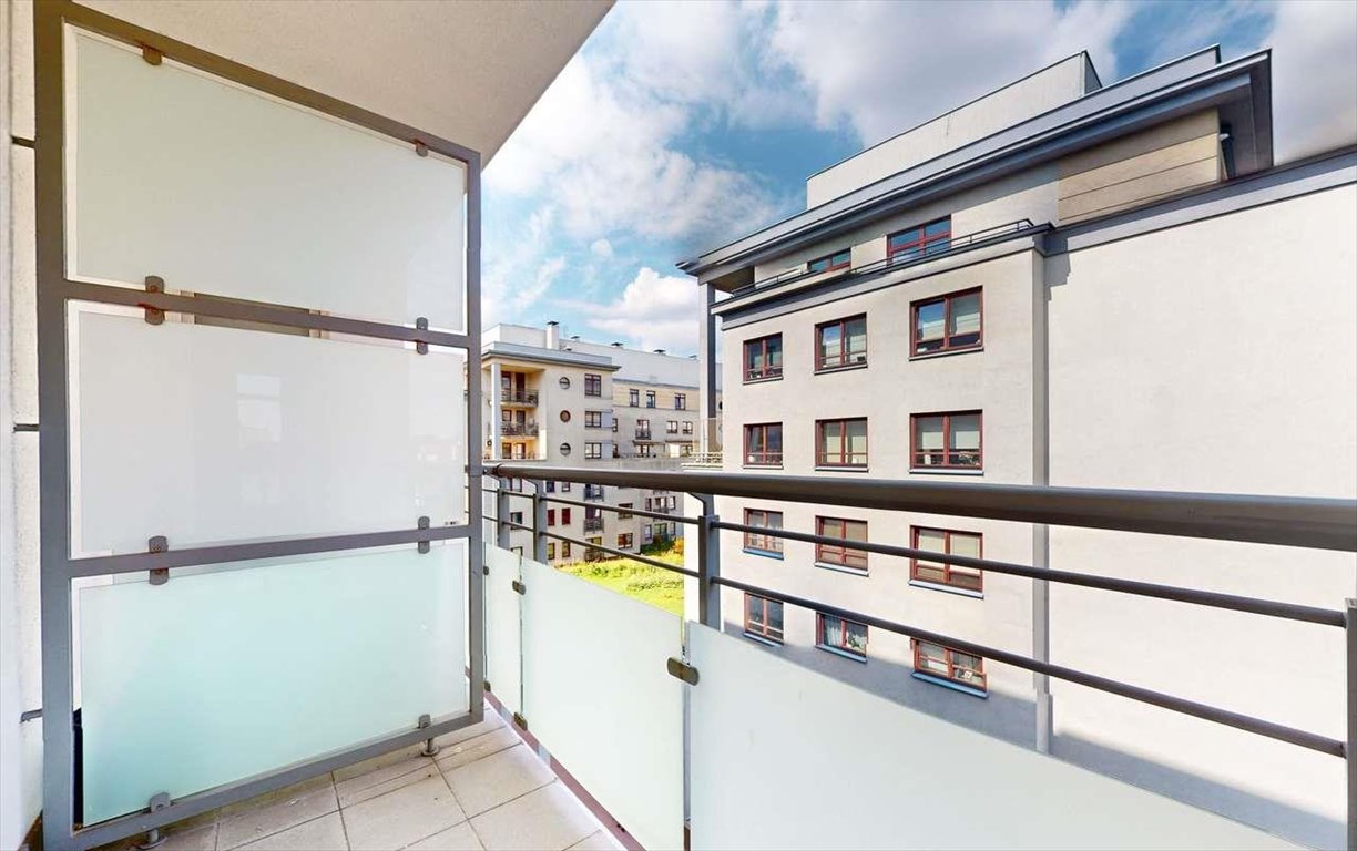 Mieszkanie 47 m² z balkonami w kamienicy na Pradze-Południe: Warszawa Praga-Południe pl: Pl. Przymierza