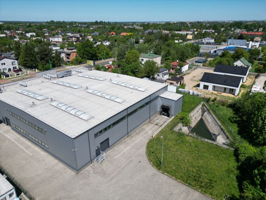 Na wynajem nowoczesny kompleks biurowo-magazynowy 1700 m² w Ksawerowie Ksawerów  1 700m2 Foto 1