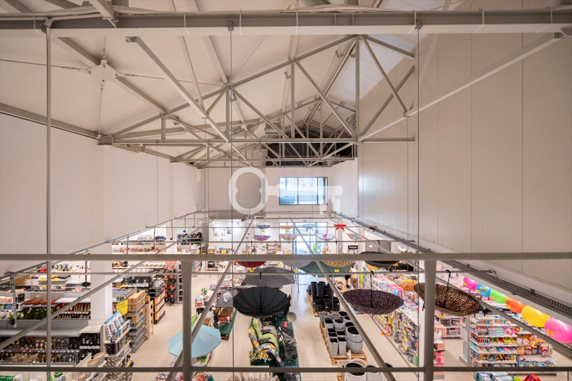 Polecam nowoczesny obiekt handlowo-usługowy 1731 m² przy dworcu Luzino, Ofiar Stutthofu  1 731m2 Foto 1