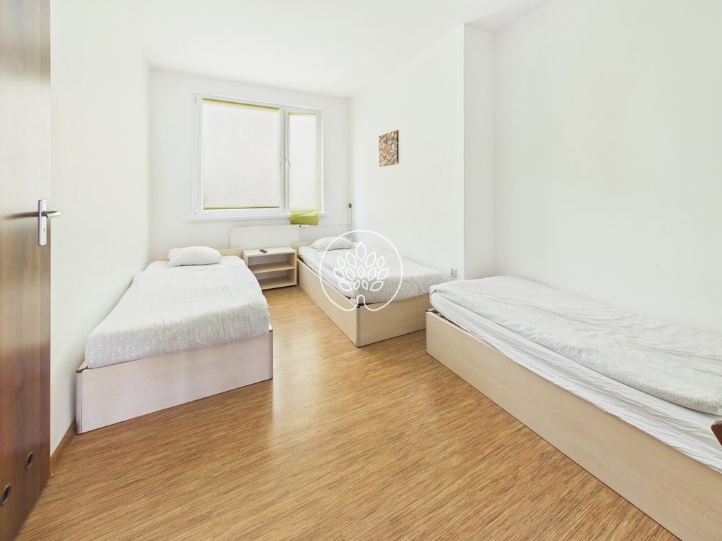 Hostel inwestycyjny 650 m² z 32 pokojami i parkingiem Bydgoszcz, Bielawy  645m2 Foto 1