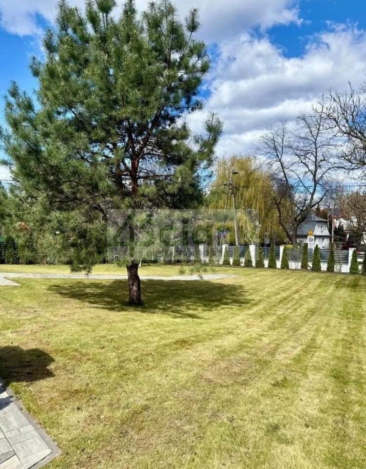 Przestronny dom 300 m² z garażem na 5 aut i tarasem Warszawa, Bielany, Młociny  300m2 Foto 1