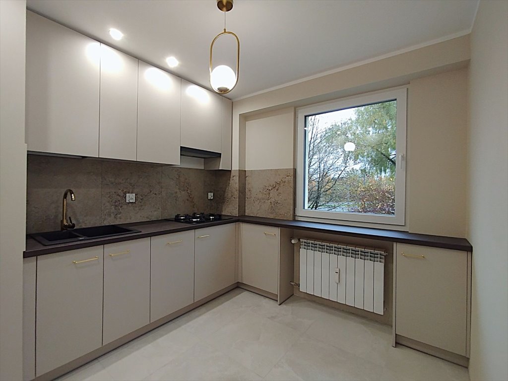 Mieszkanie dwupokojowe na sprzedaż Olsztyn, Murzynowskiego  48m2 Foto 1