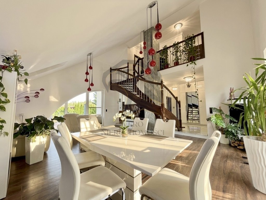 Dom z ogrodem i fotowoltaiką – prywatność i komfort Stara Gadka, Zdrojowa  215m2 Foto 1