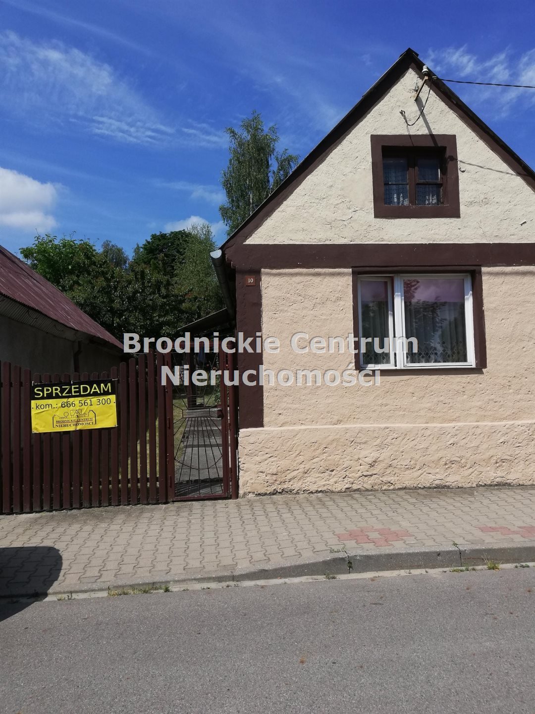 Urokliwy dom z kominkiem i budynkiem gospodarczym w Górznie Górzno, Górzno  55m2 Foto 1