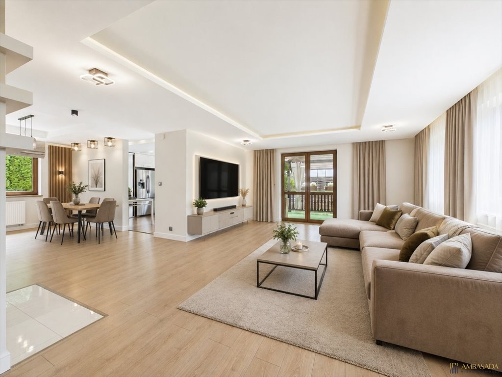 Na sprzedaż przestronny dom 217 m² z garażem i ogrodem Zaścianki, Wojskiego  271m2 Foto 1