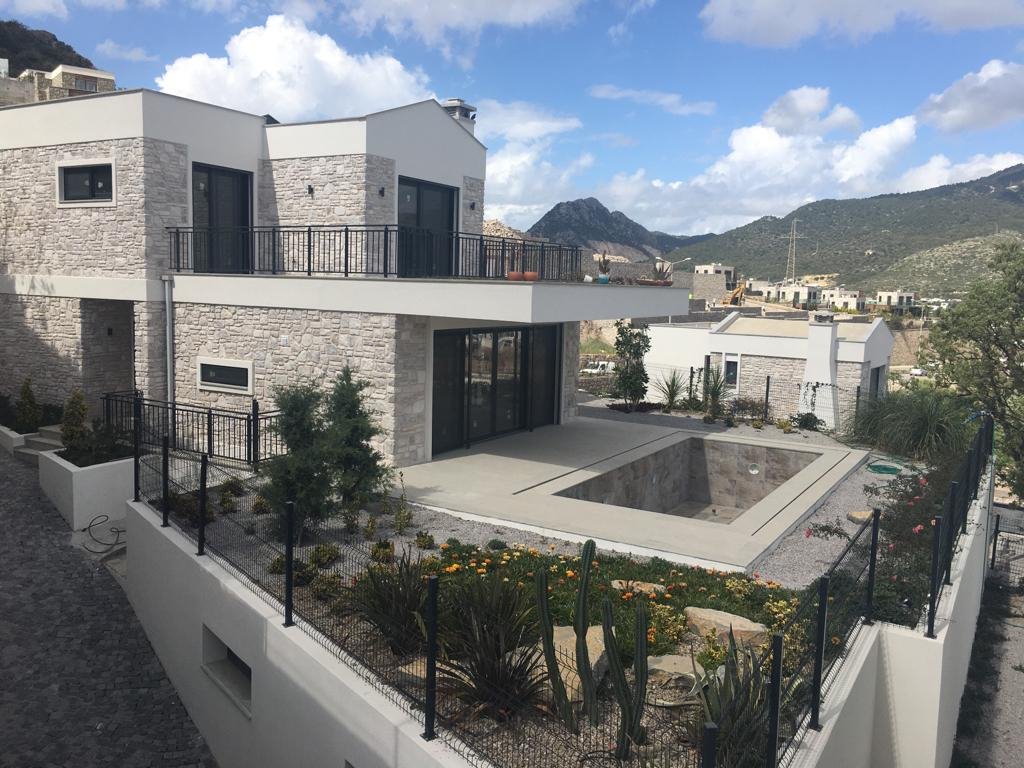 Wolnostojący dom z basenem w Bodrum, 4 sypialnie, 368 m² Turcja, Bodrum, Ortakentyahşi, Bodrum, Muğla  368m2 Foto 1