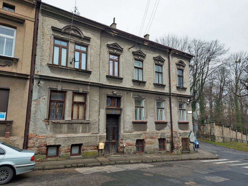 Kamienica z 6 mieszkaniami, 232 m2, inwestycja w Cieszynie Cieszyn  232m2 Foto 1