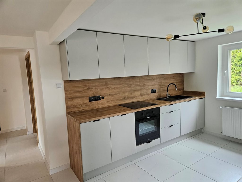 Zapraszam do obejrzenia domu 182 m² z garażem i tarasem w Żarowie Żarów  182m2 Foto 1