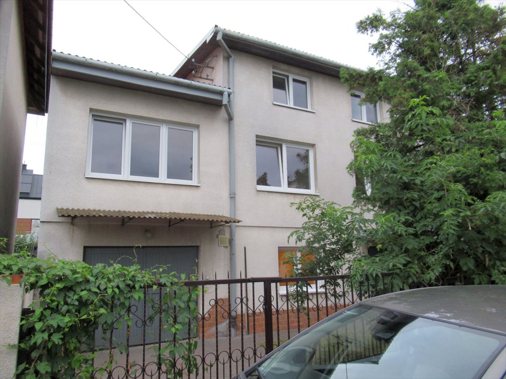 Dom do wynajęcia 200 m² z garażem i 9 pokojami w Markach Marki, Szkolna  200m2 Foto 1