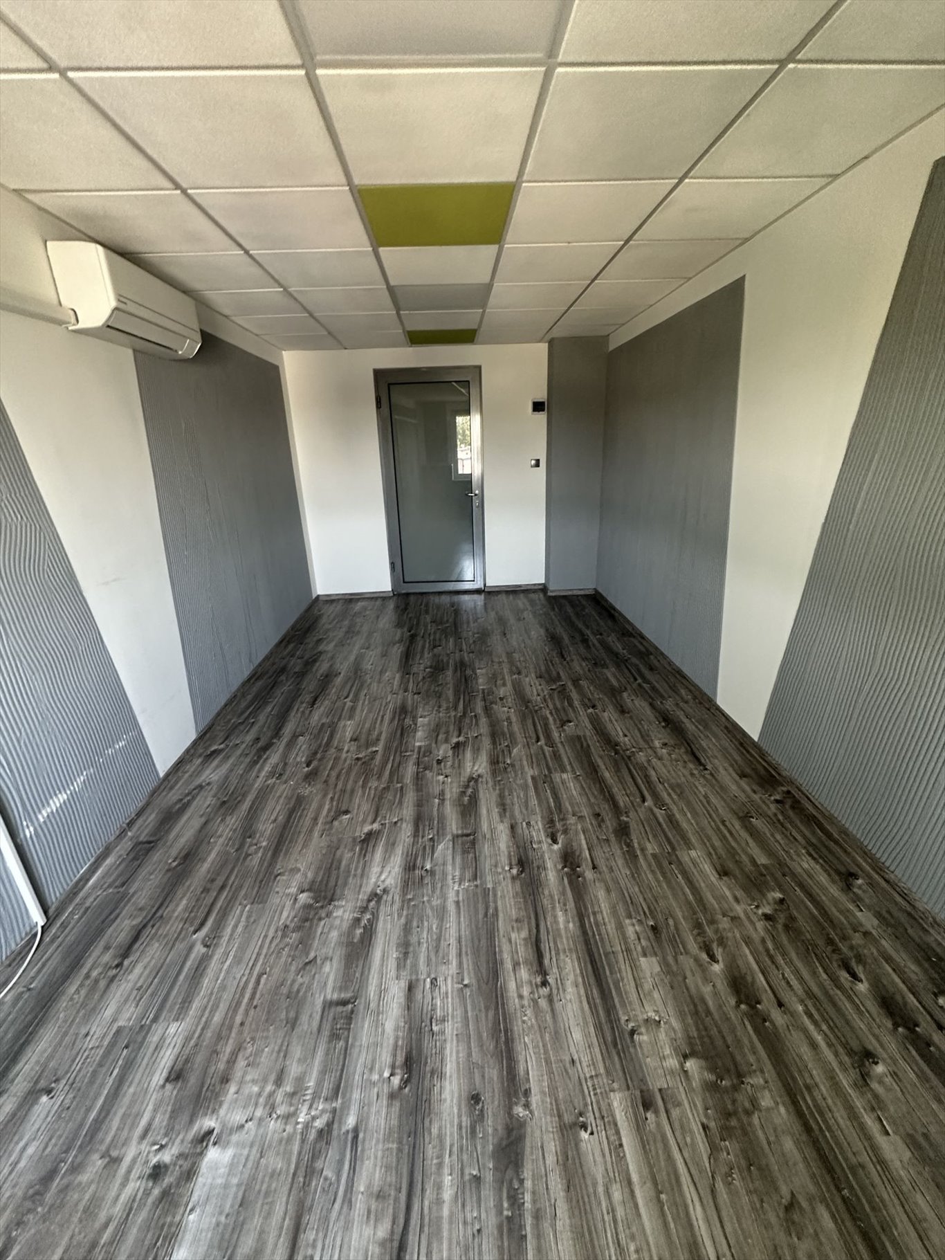 Na wynajem przestronny lokal 20 m² w Mysłowicach z klimatyzacją Mysłowice, Brzezinka  20m2 Foto 1