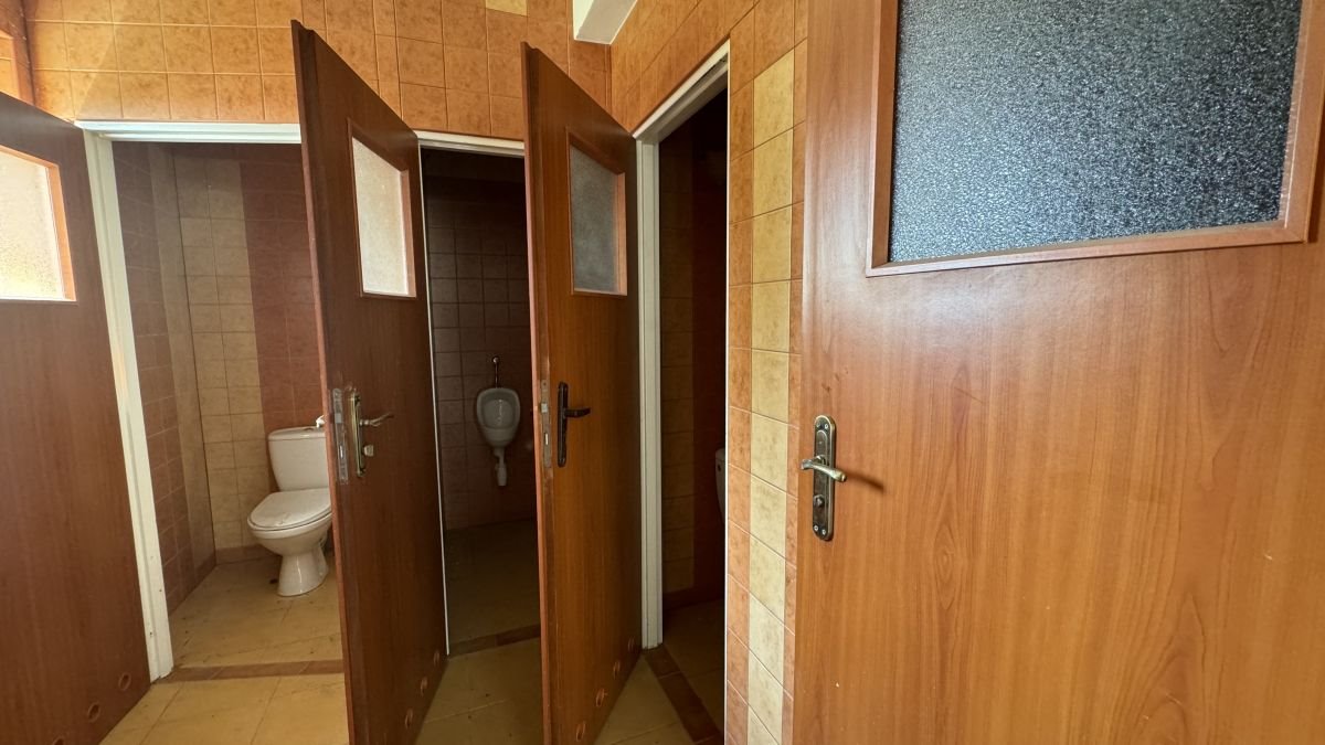 Lokal użytkowy na sprzedaż Komarno  209m2 Foto 8