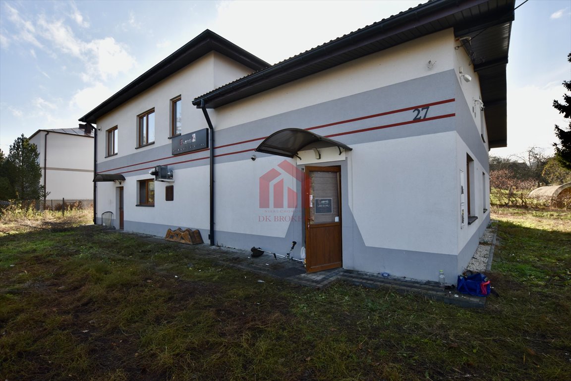 Do sprzedania gotowa nieruchomość gastronomiczna 280 m² w Besku Besko  270m2 Foto 1