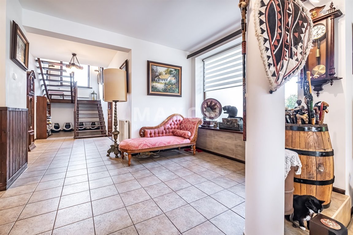 Przestronny dom z ogrodem, garaż, nowoczesne wykończenie Łomianki  260m2 Foto 1