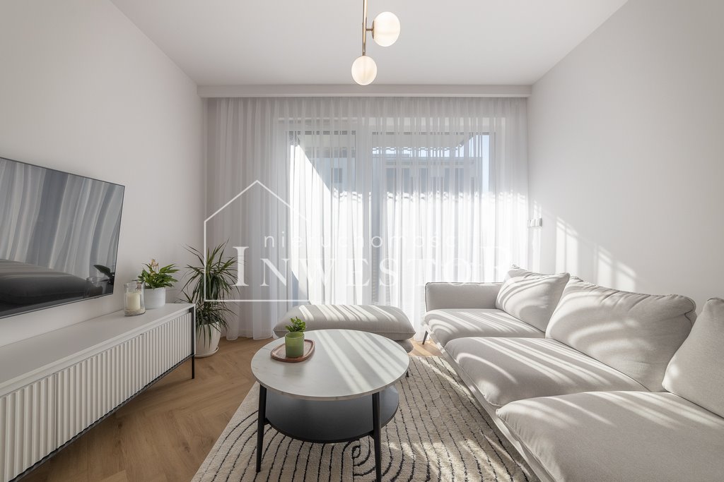 Mieszkanie trzypokojowe na wynajem Nysa, Elizy Orzeszkowej  57m2 Foto 1