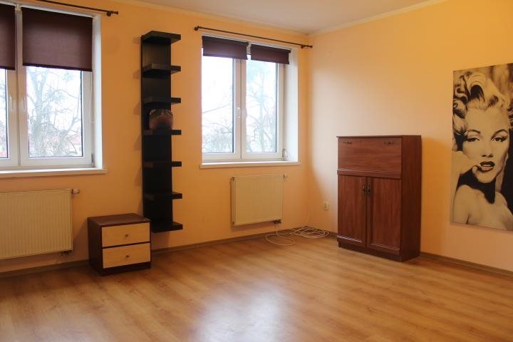 Mieszkanie trzypokojowe na sprzedaż Giżycko 72m2 Foto 1 Mieszkanie trzypokojowe na sprzedaż Giżycko 72m2 Foto 1