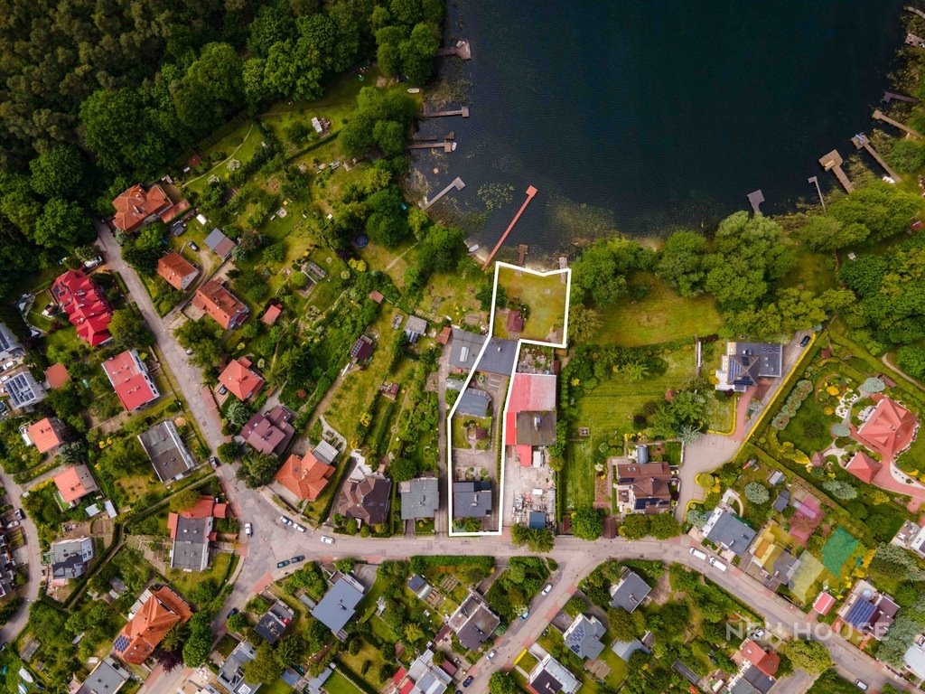 Dom z dostępem do jeziora Sukiel, 12 pokoi, inwestycja Olsztyn, Likusy, Brzozowa  411m2 Foto 1